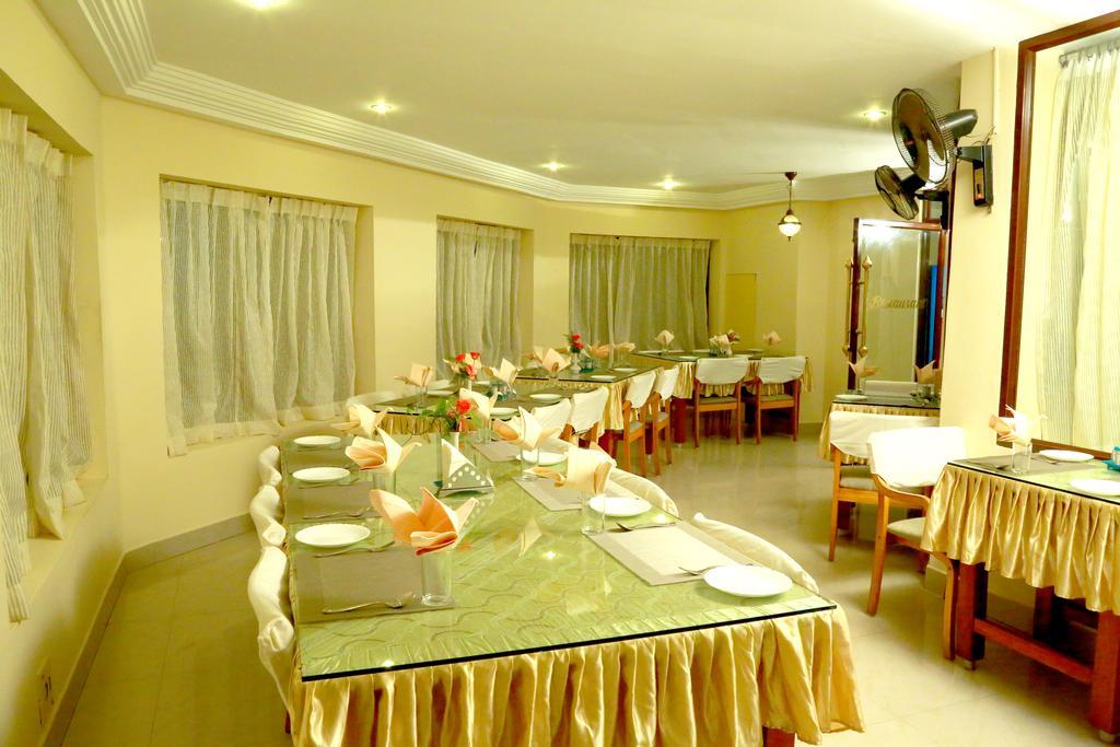 Michaels Inn Thekkady Exterior foto